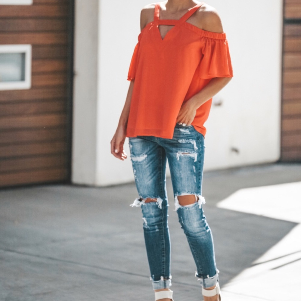 Cold shoulder top